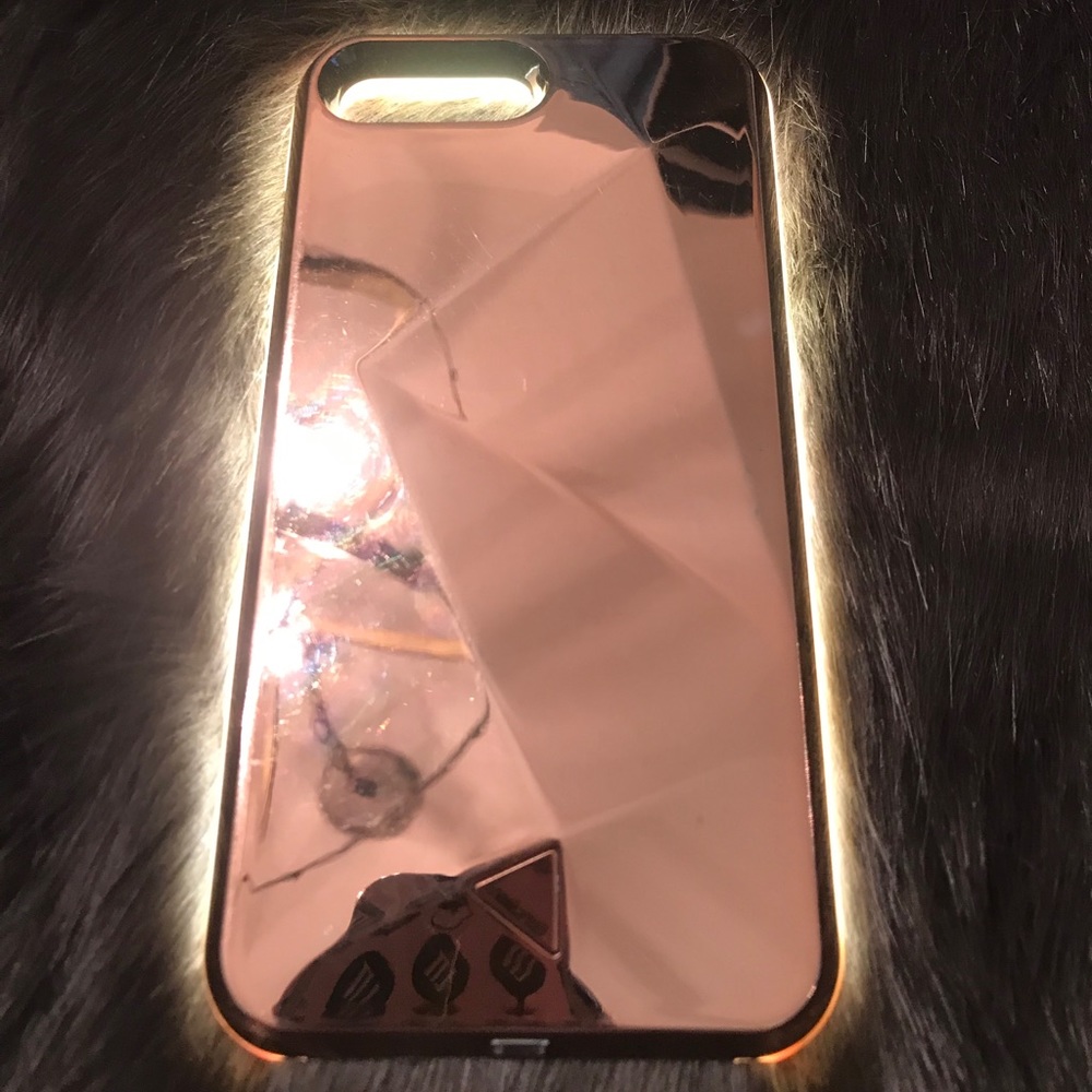 Rebecca Minkoff selfie light up iPhone 7/8 Plus